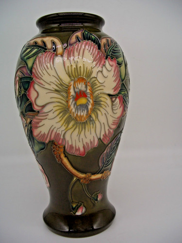 Moorcroft gustavia augusta - moorcroft,