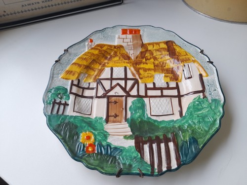 Vintage wall plate ivory ware - wall,